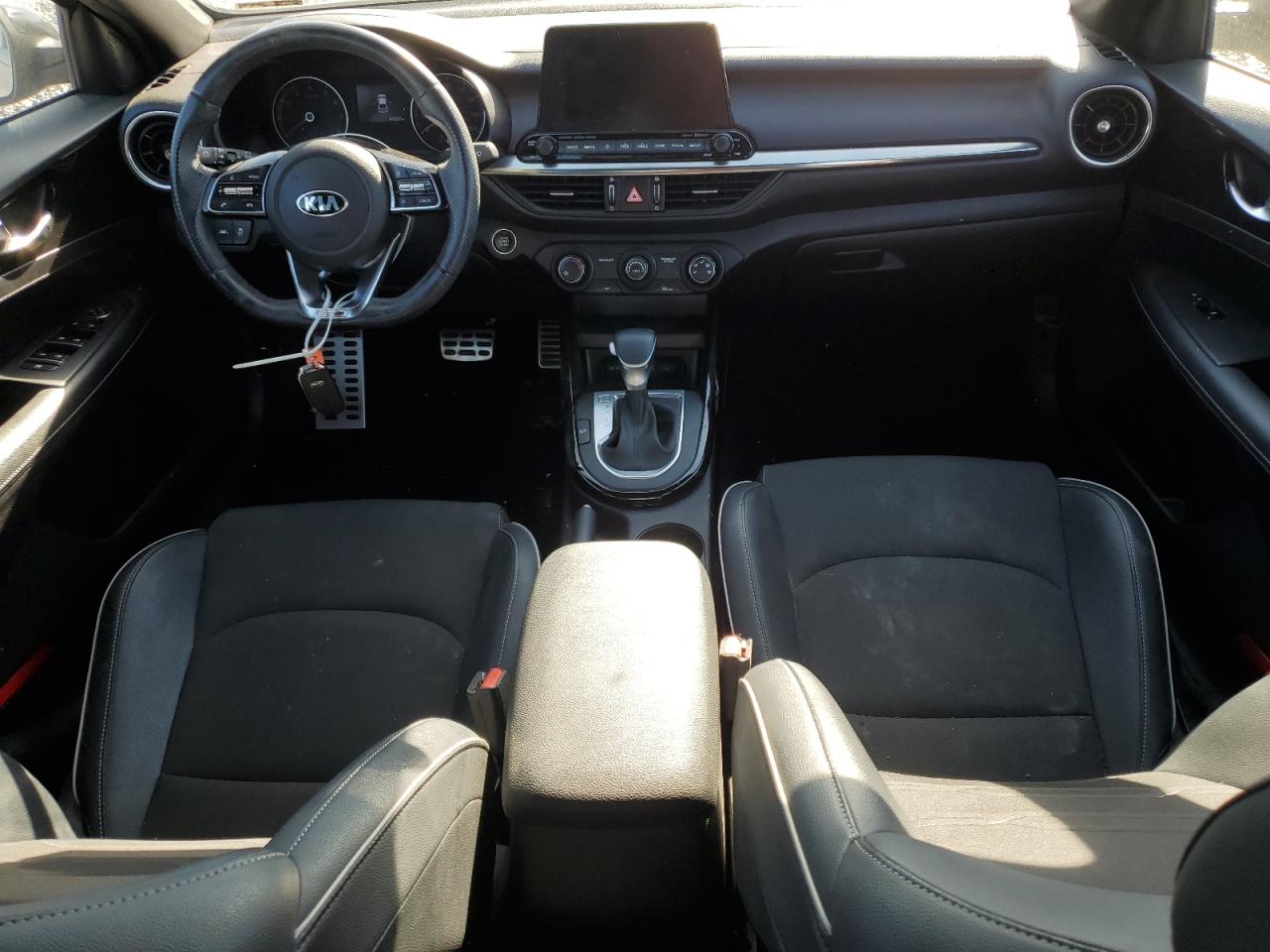 Kia Forte Gt Line Image 6