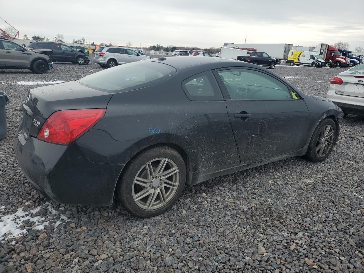 Nissan Altima 3.5se Image 7