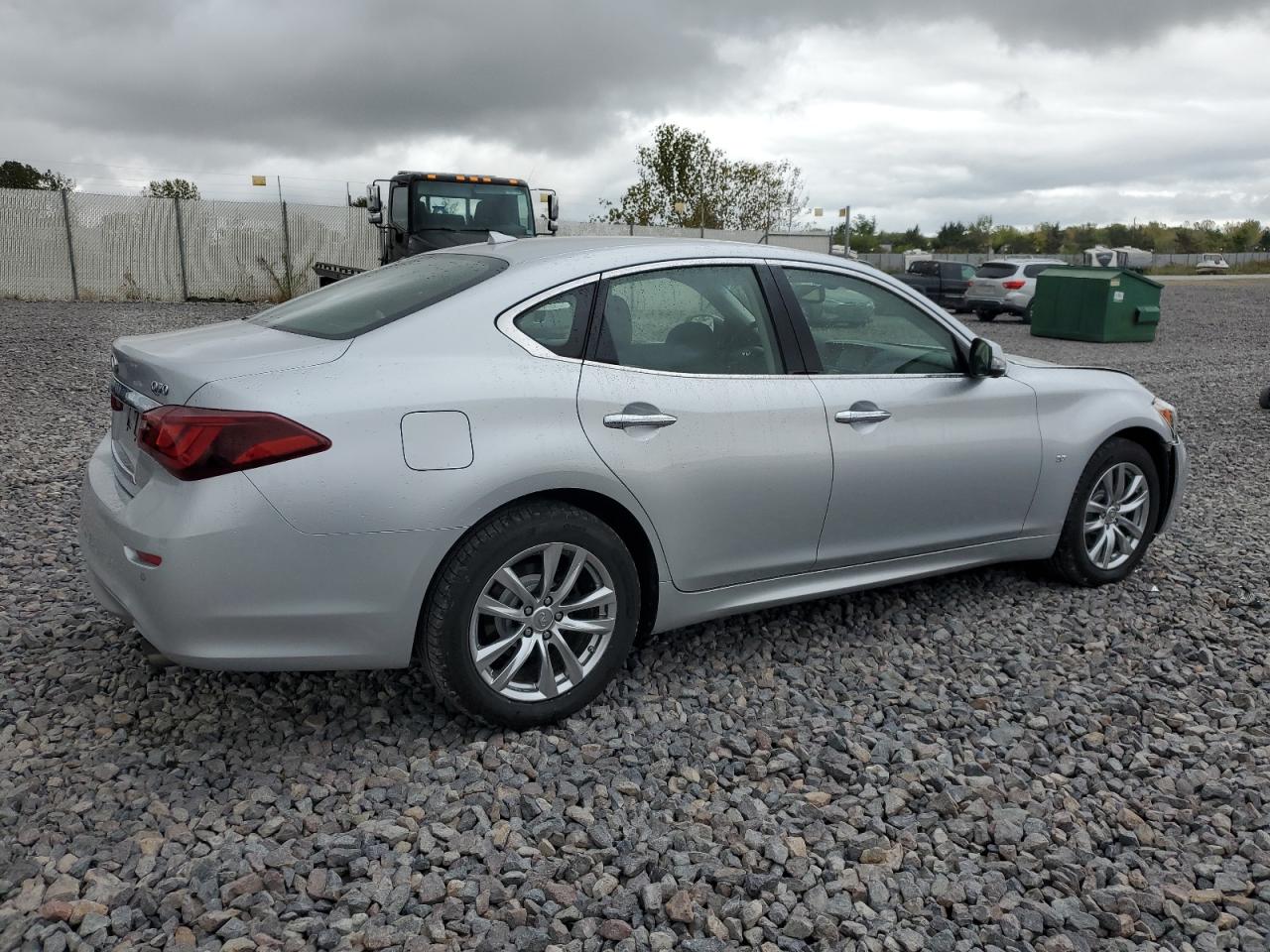 INFINITI Q70 3.7 Image 6