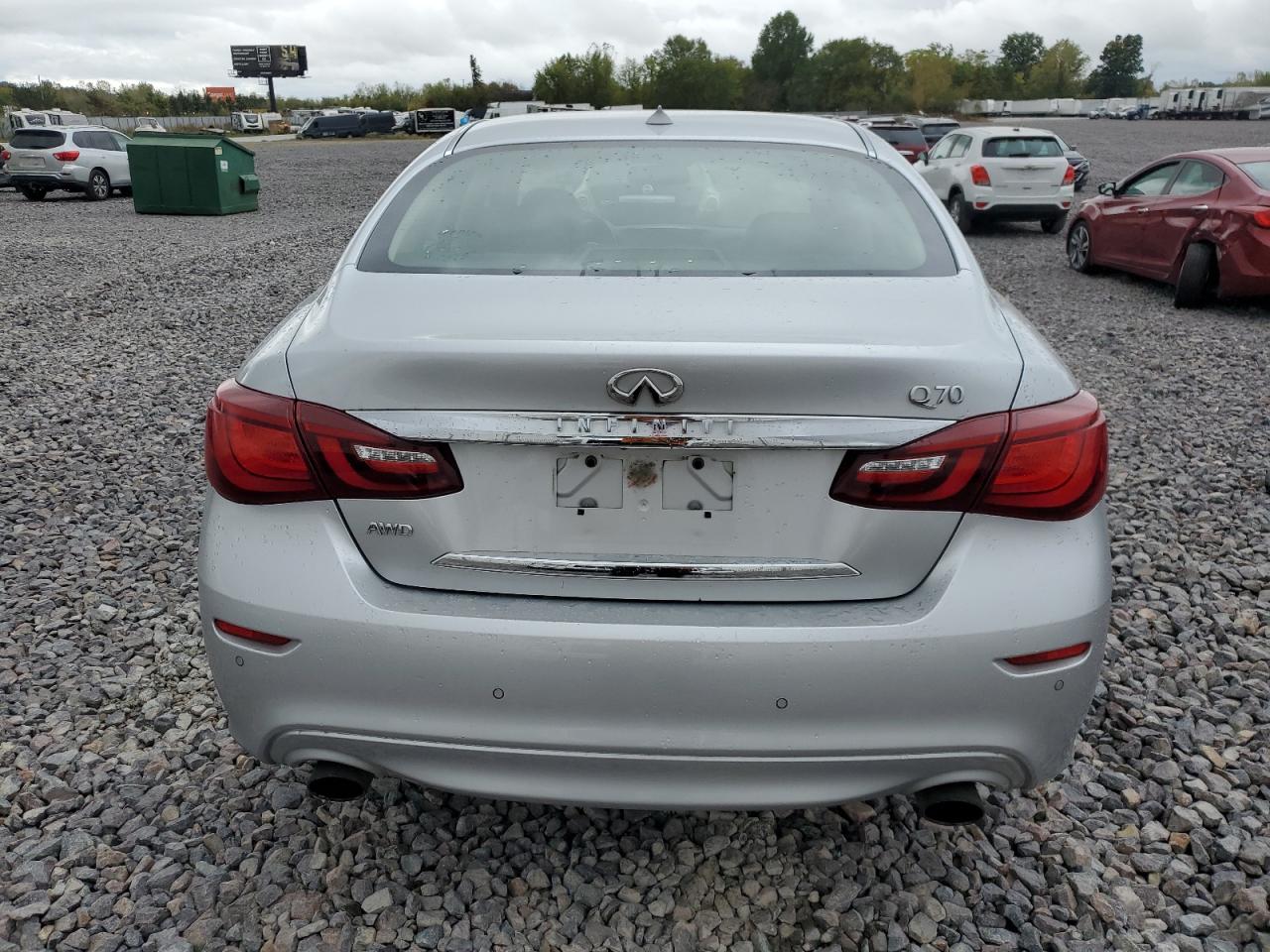 INFINITI Q70 3.7 Image 3