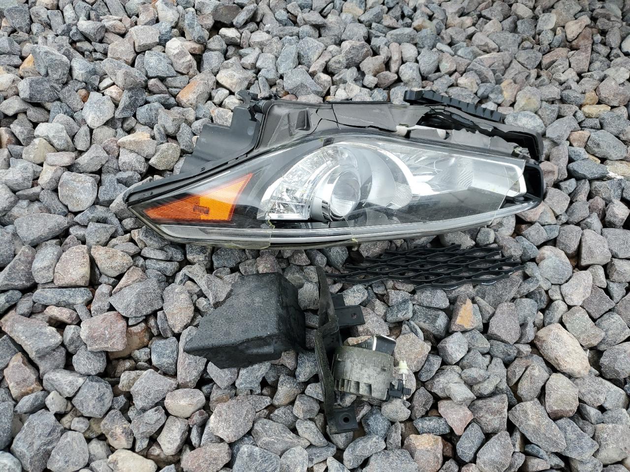 INFINITI Q70 3.7 Image 12