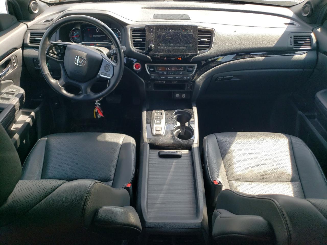 Honda Passport Touring Image 6