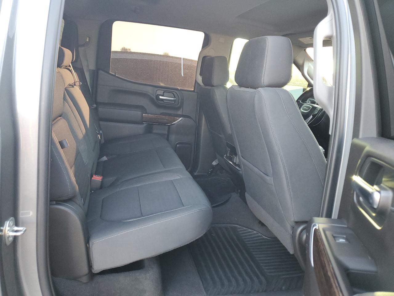 GMC Sierra K1500 Elevation Image 12