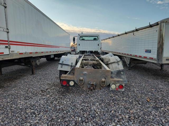 Freightliner 114sd Image 7