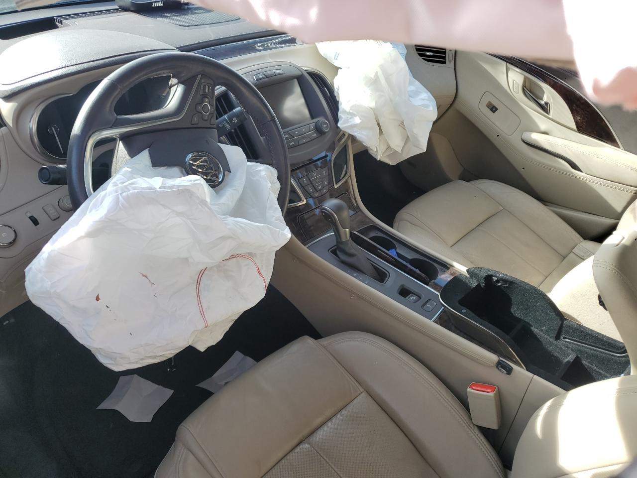 Buick LaCrosse Premium Image 11