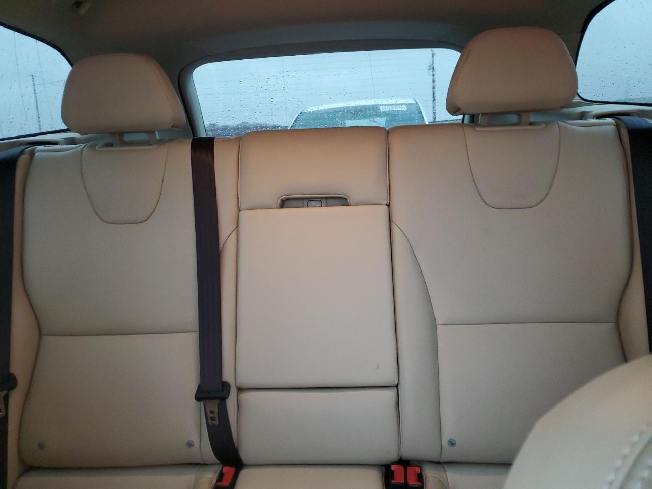 Volvo XC60 3.2 Platinum Image 9