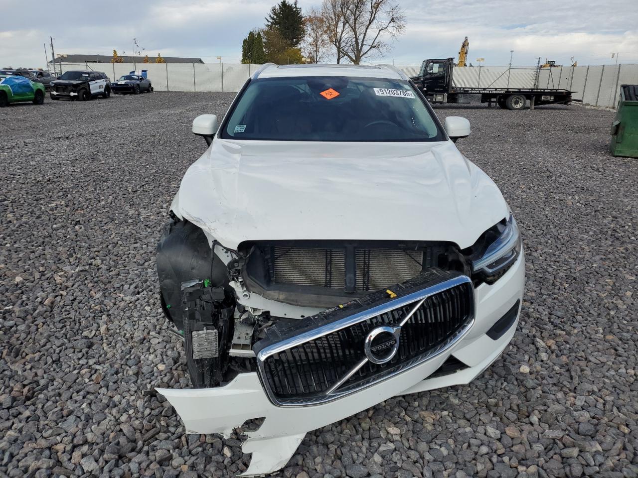 Volvo XC60 T5 Momentum Image 5