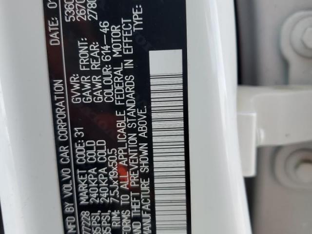 Volvo XC60 T5 Momentum Image 12