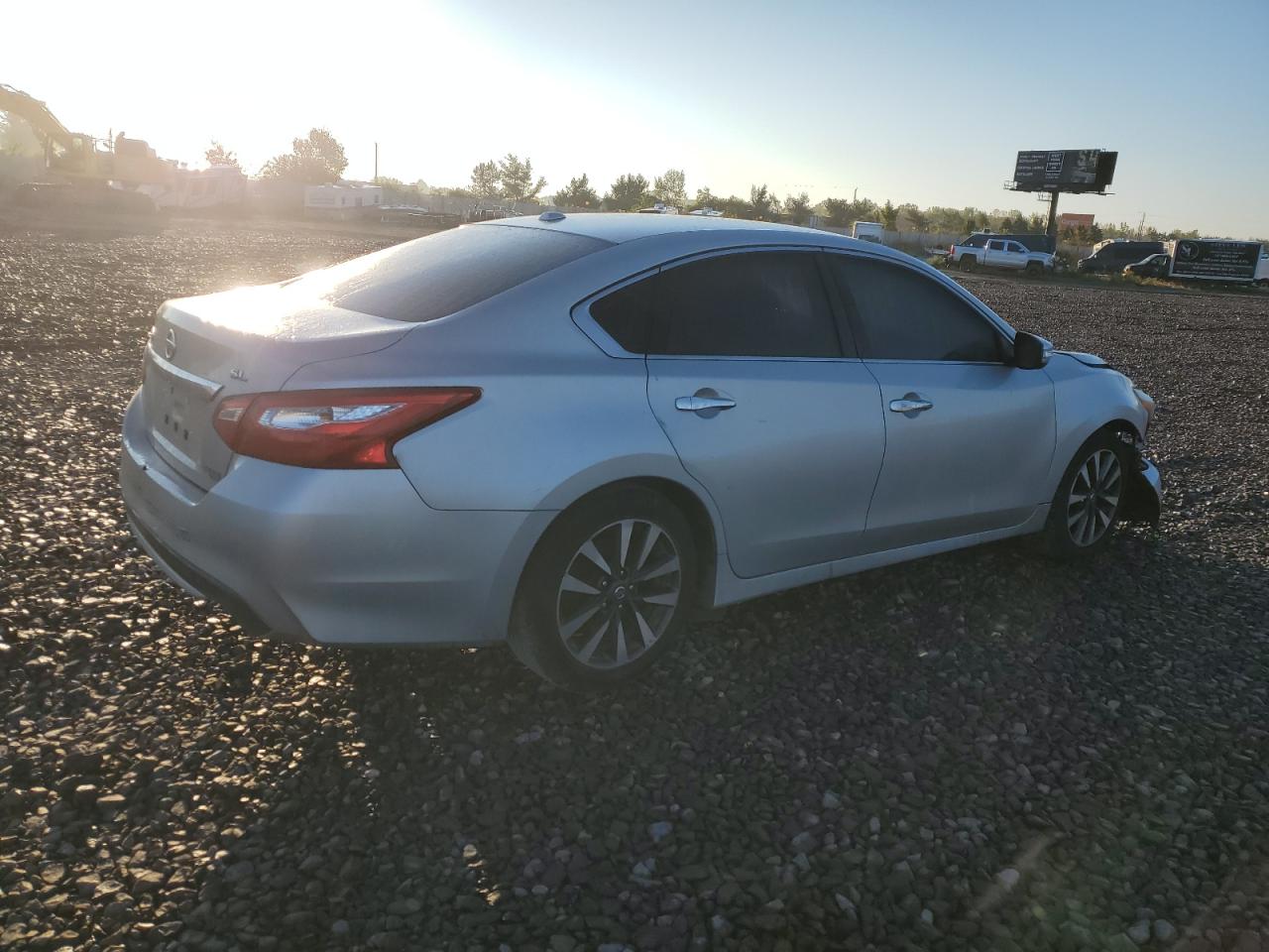 Nissan Altima 2.5 Image 2