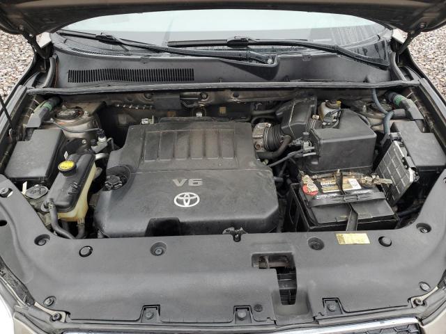 Toyota RAV4 Limited Image 4