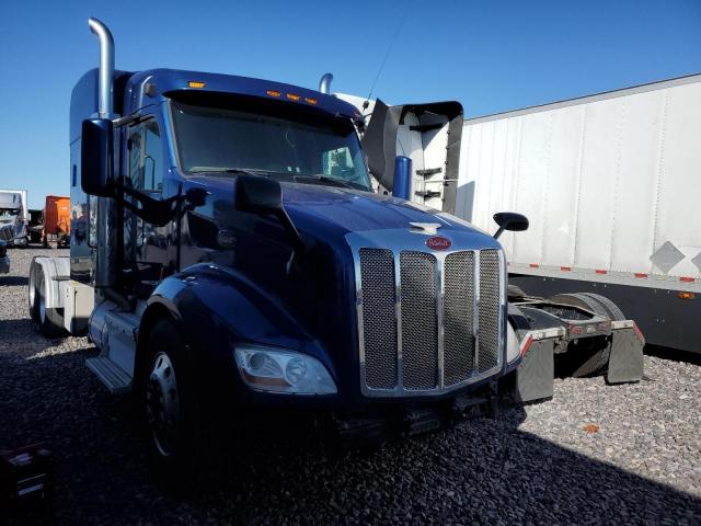  Salvage Peterbilt 579