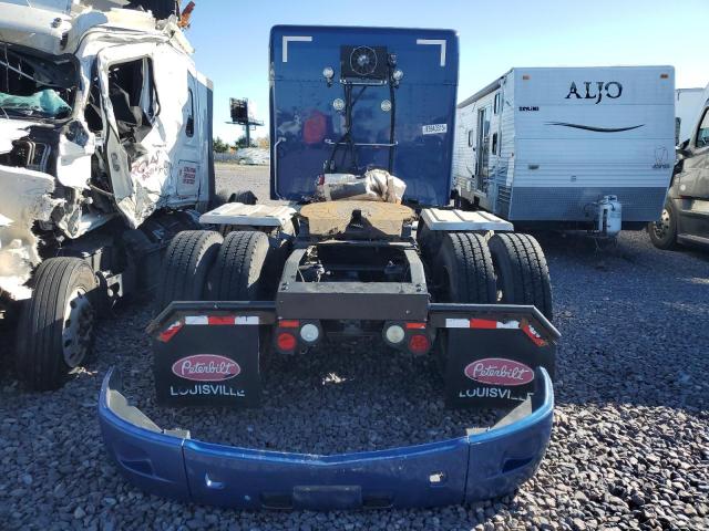 Peterbilt 579 Image 3