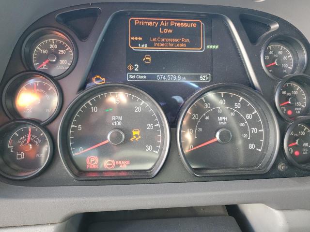 Peterbilt 579 Image 9