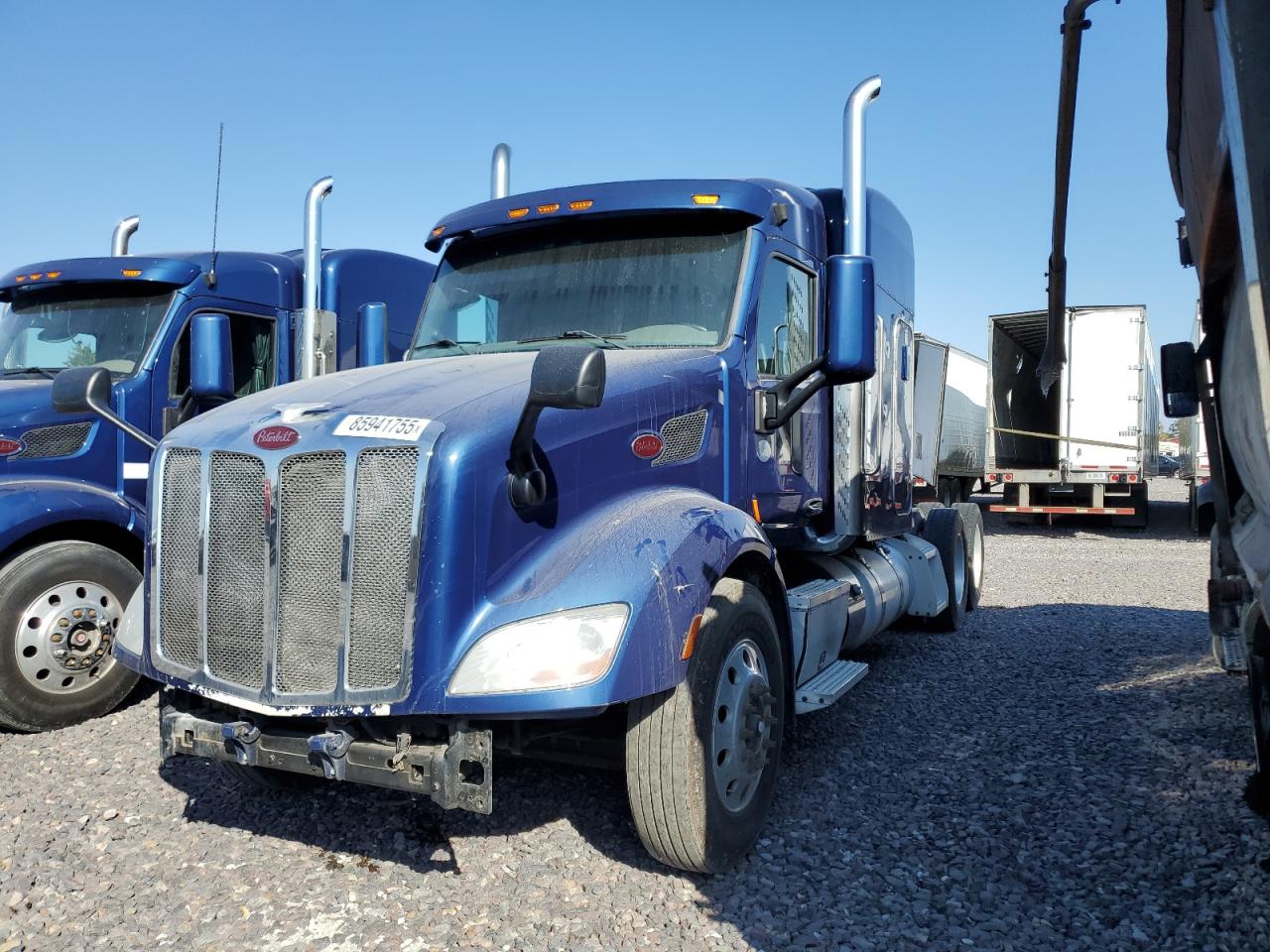 Peterbilt Tractor 579 Image 4