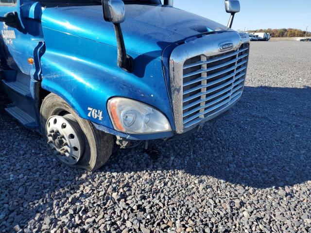 Freightliner Cascadia 1 Image 8