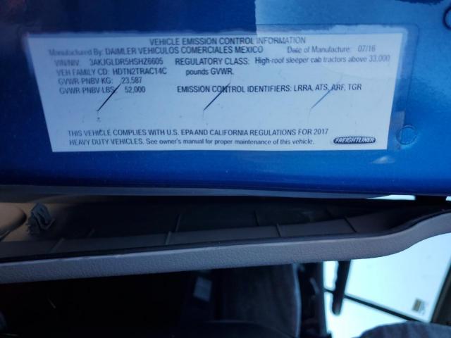 Freightliner Cascadia 1 Image 9