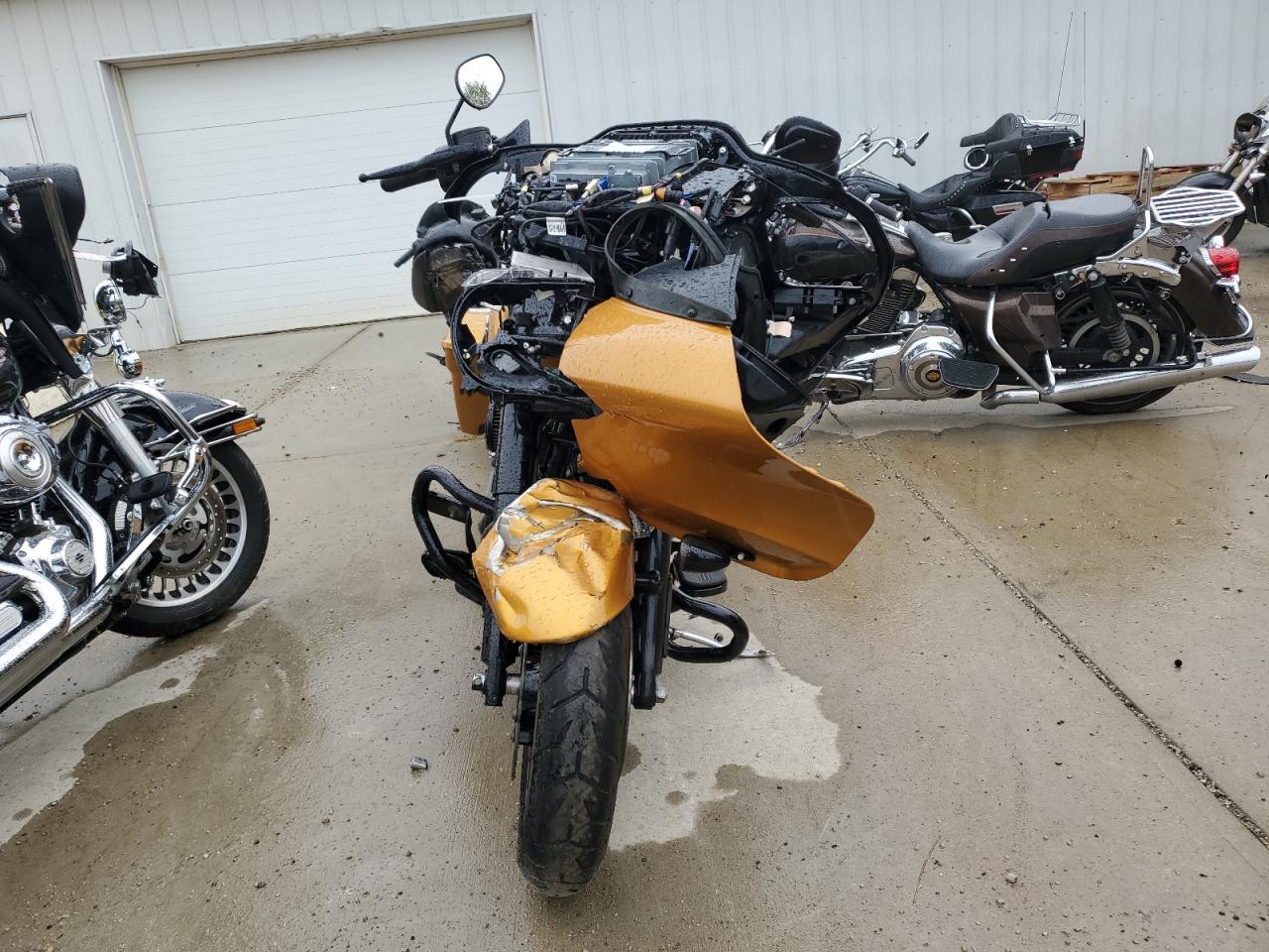 Harley-Davidson Fl Image 3