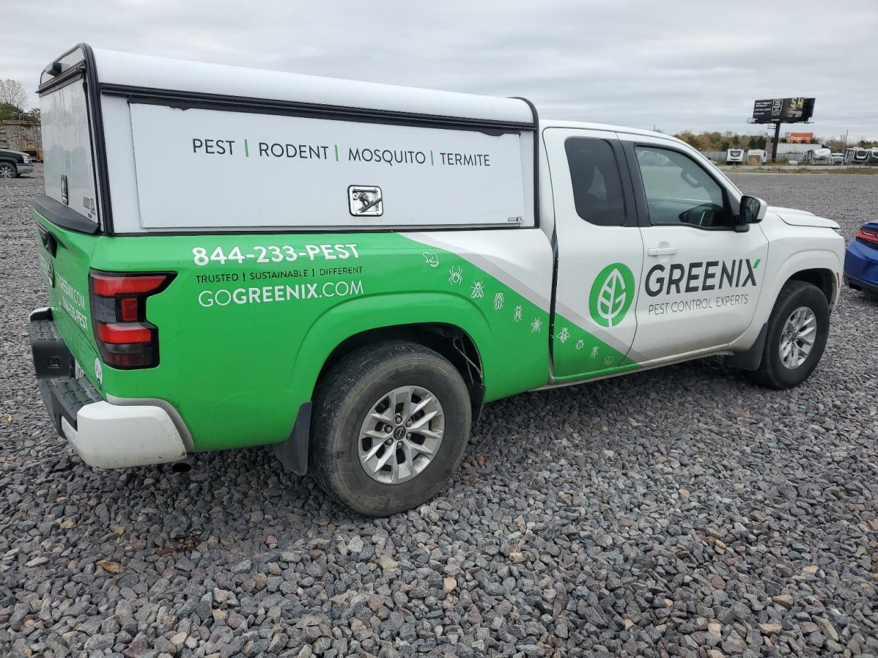 Nissan Frontier S Image 4