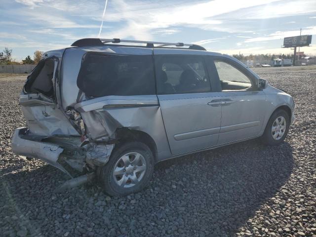 Kia Sedona Ex Image 2