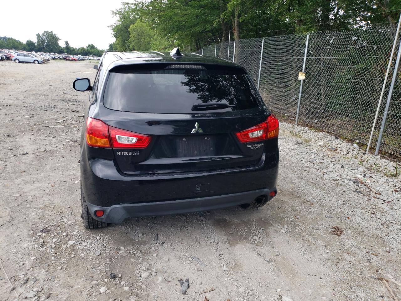 Mitsubishi Outlander Es Image 10