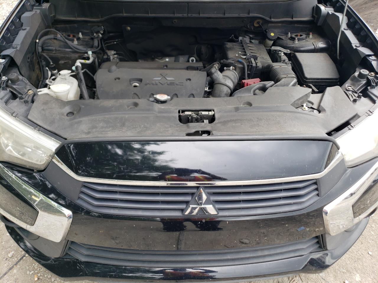 Mitsubishi Outlander Es Image 8