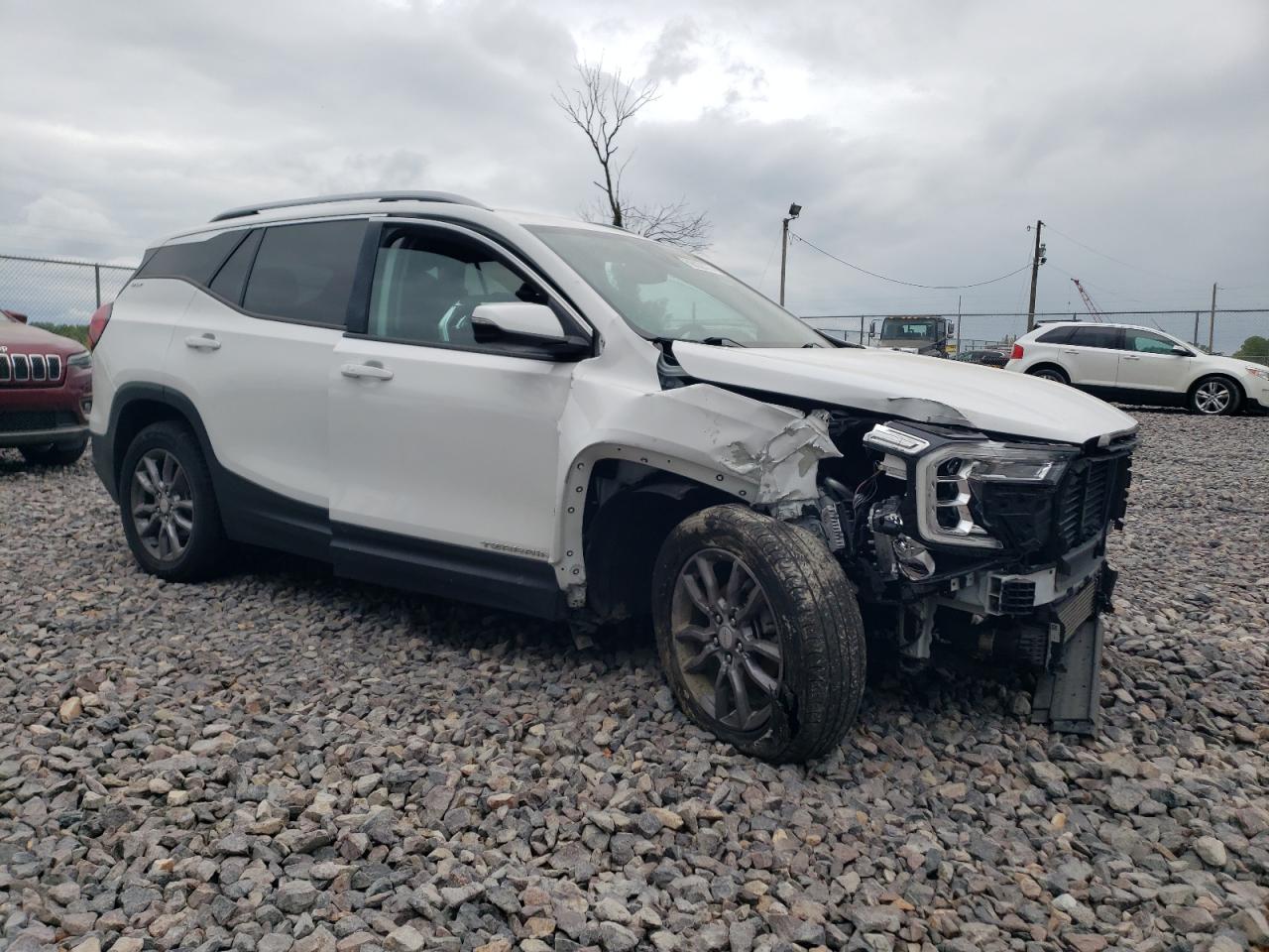 GMC Terrain Slt Image 2