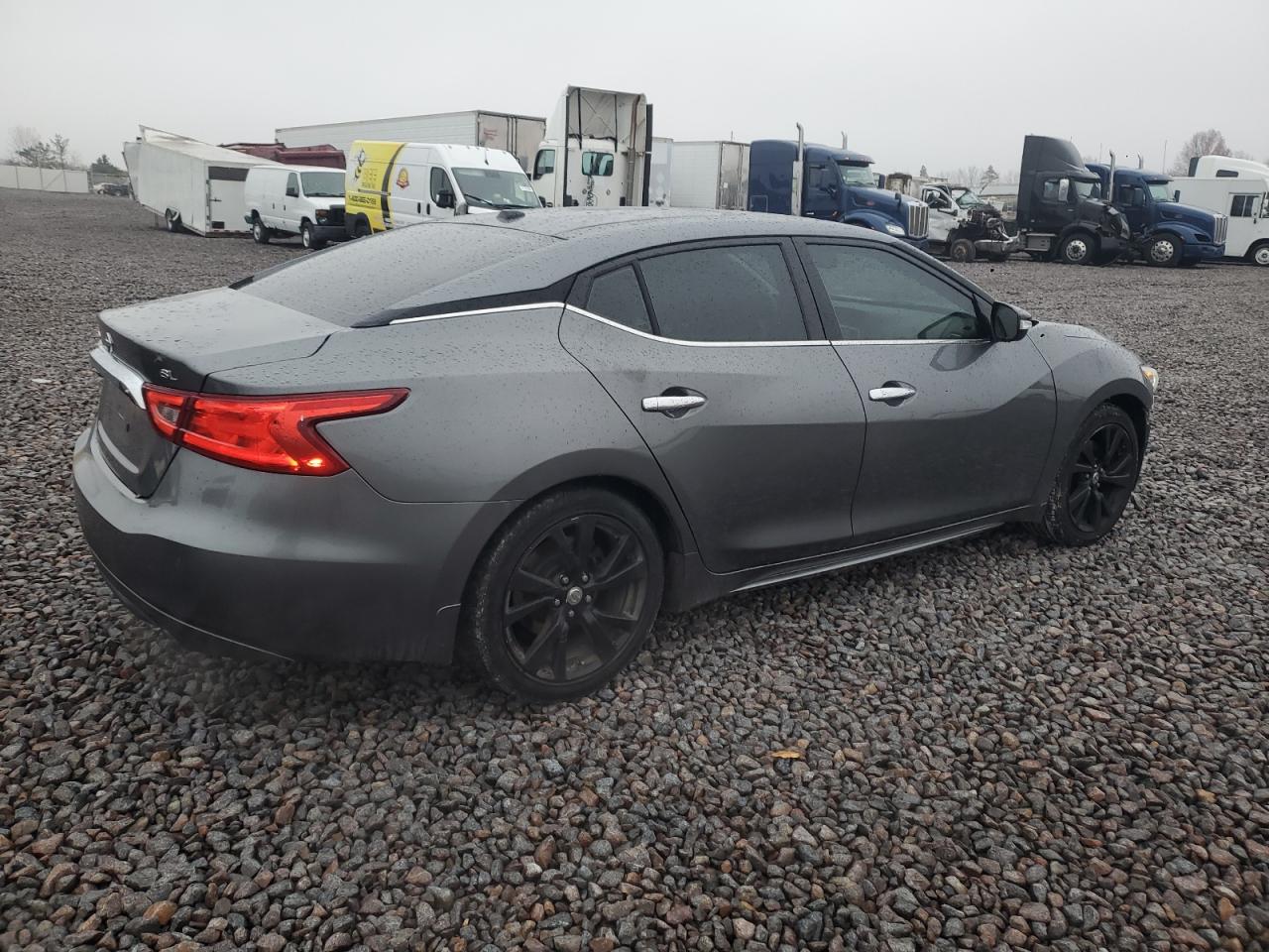 Nissan Maxima 3.5s Image 3