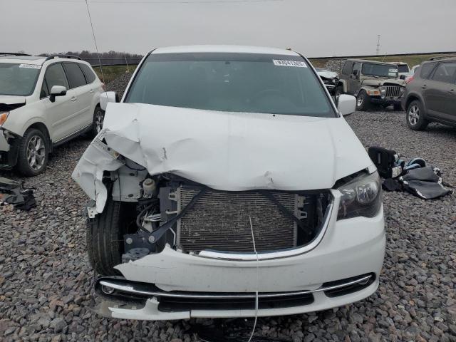 Chrysler Minivan S Image 10