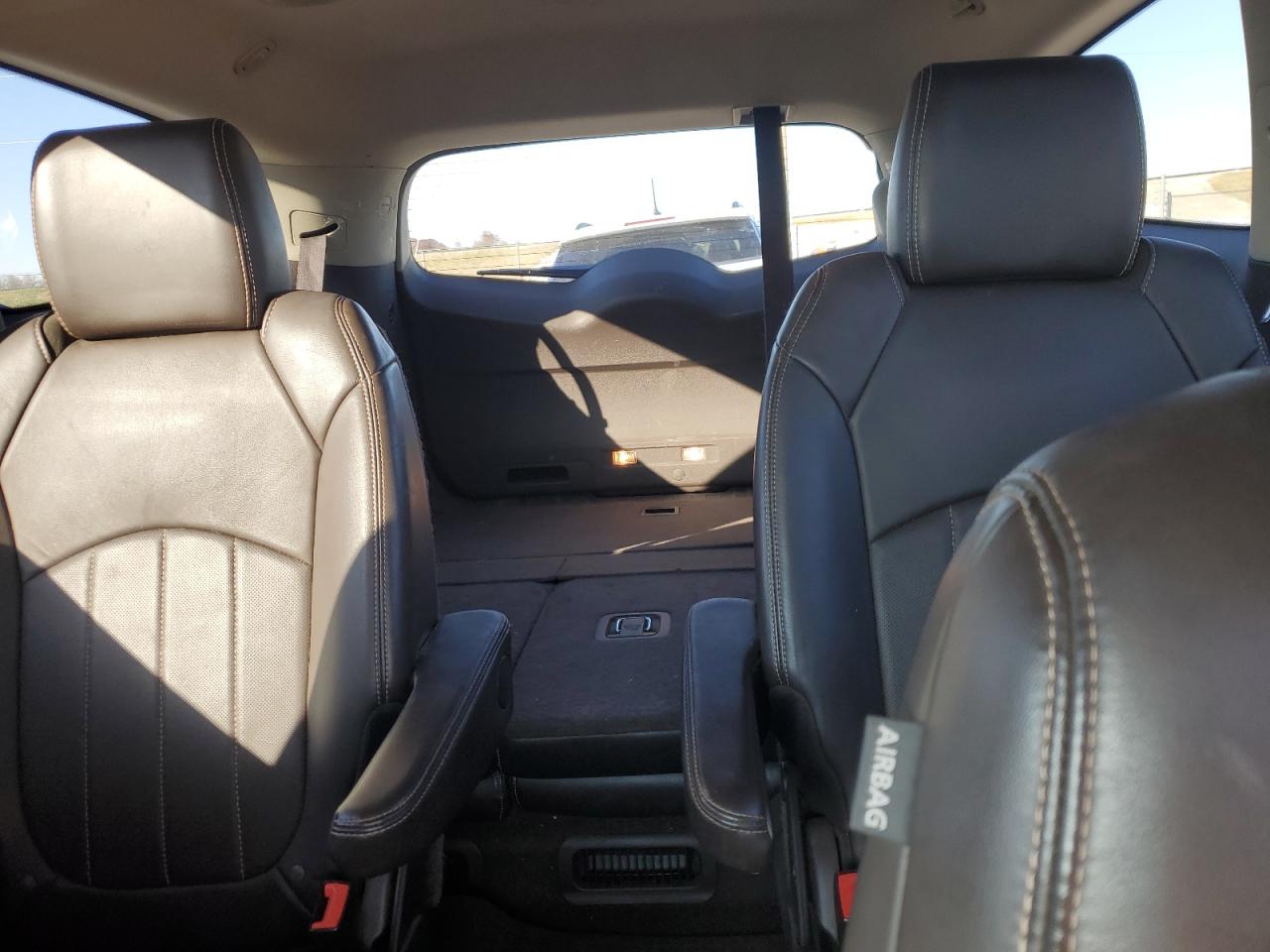 Buick Enclave Image 6