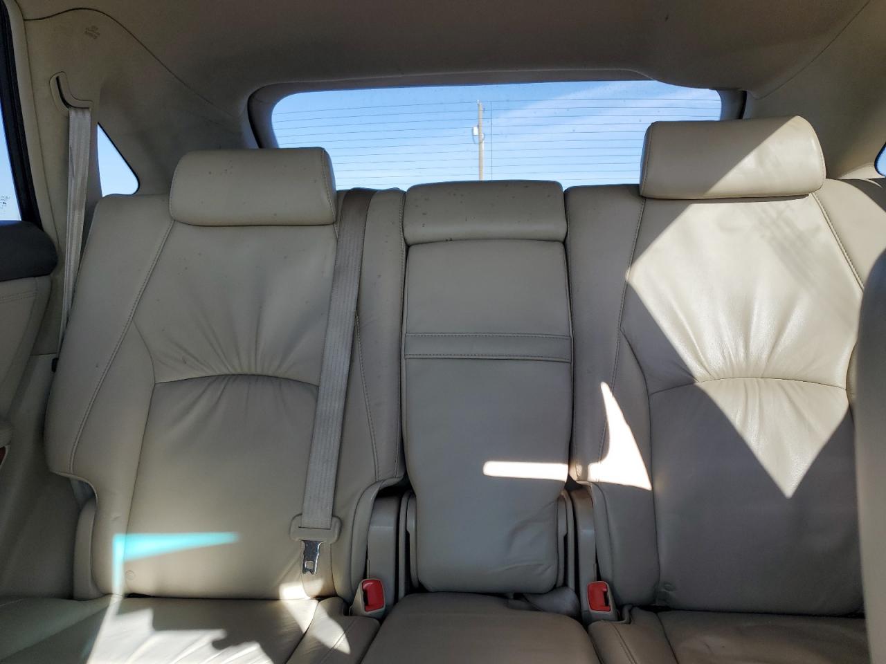 Lexus RX 330 Image 11