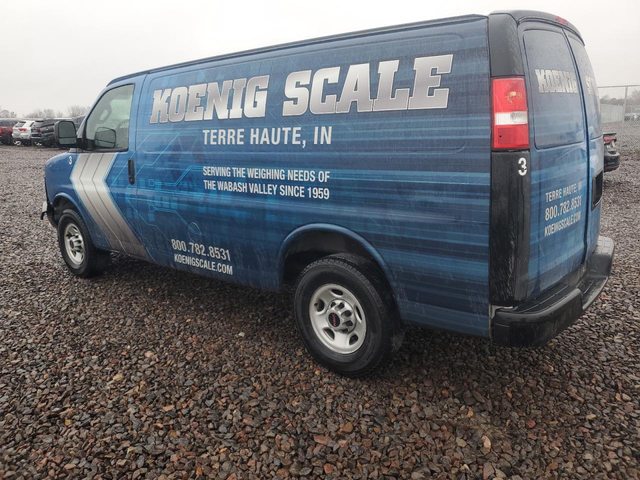 GMC Savana G2500 Image 2