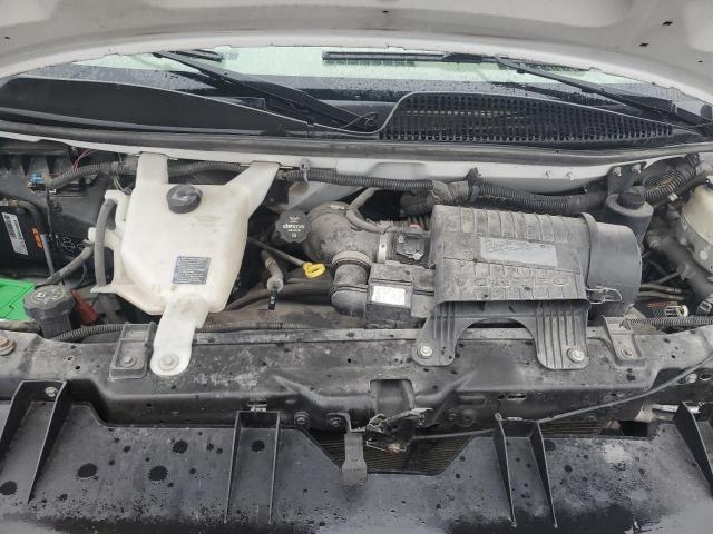 GMC Savana G2500 Image 14