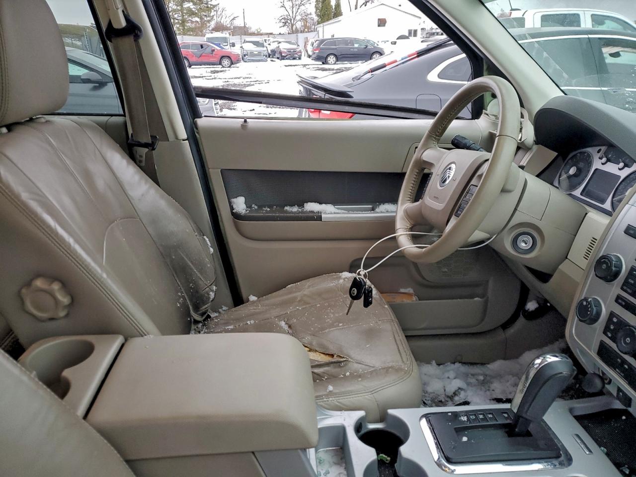 Mercury Mariner Image 11