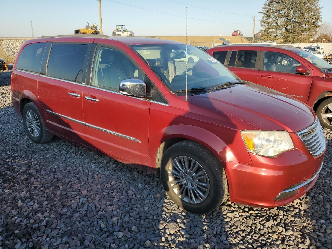 Chrysler Minivan Touring L Image 10