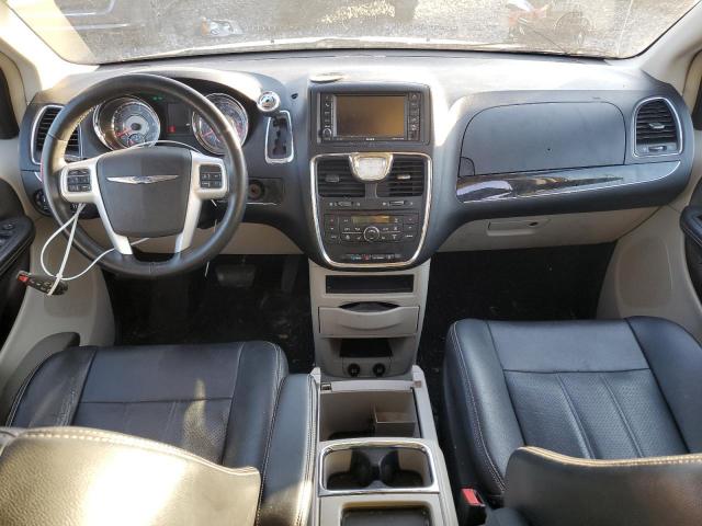 Chrysler Minivan Touring L Image 5