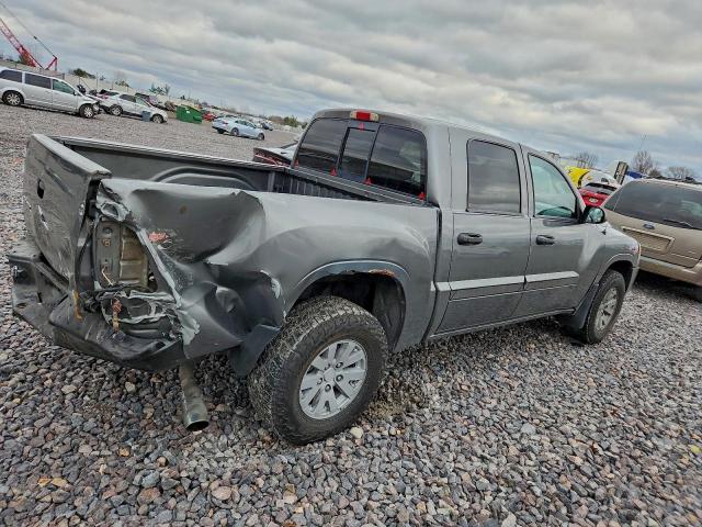 Mitsubishi Raider Ls Image 5