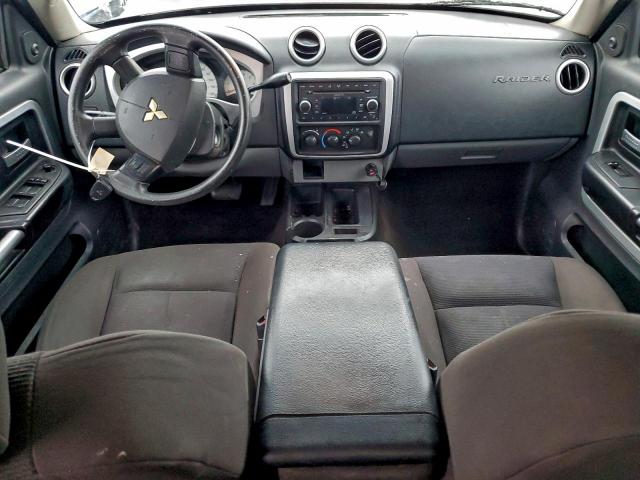 Mitsubishi Raider Ls Image 12