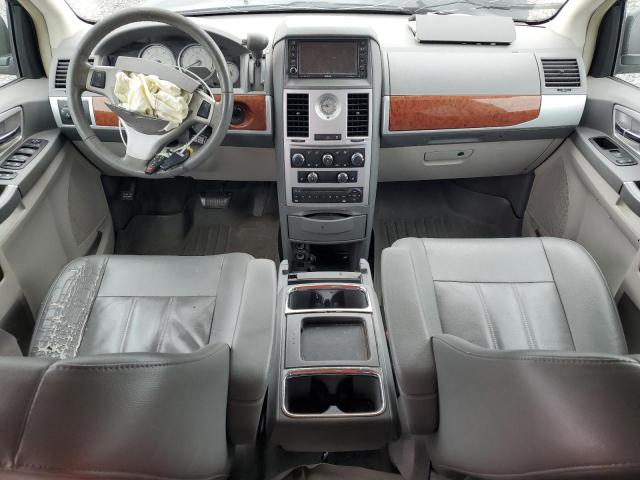 Chrysler Minivan Touring Image 13