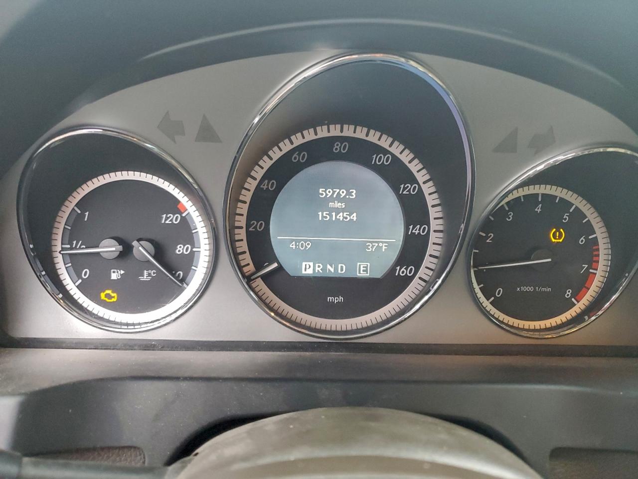 Mercedes-Benz C-Class 300 4matic Image 8