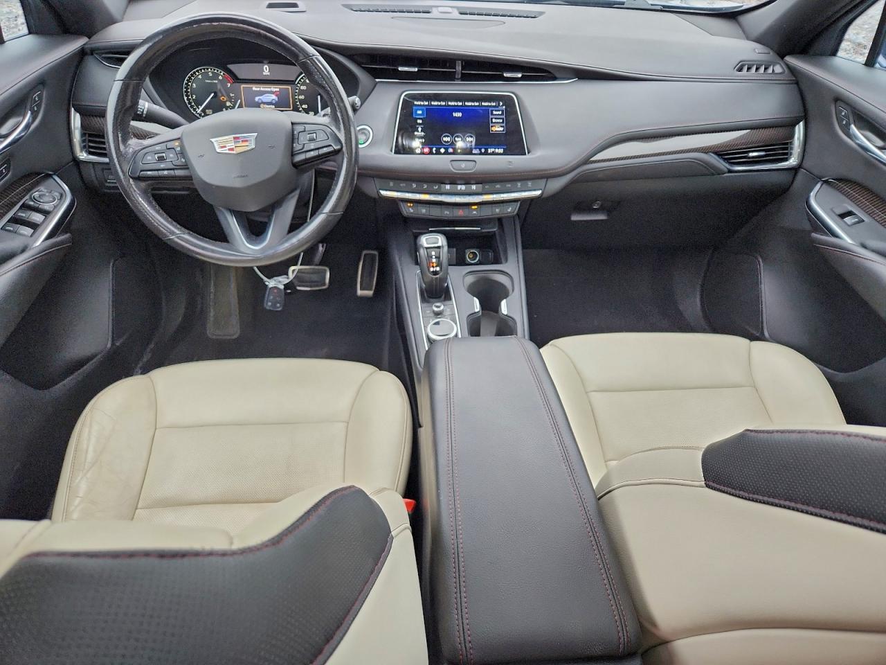 Cadillac XT4 Sport Image 14