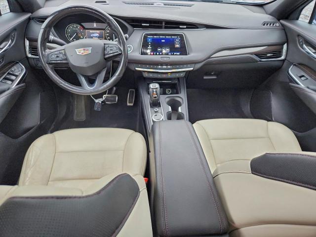 Cadillac XT4 Sport Image 14