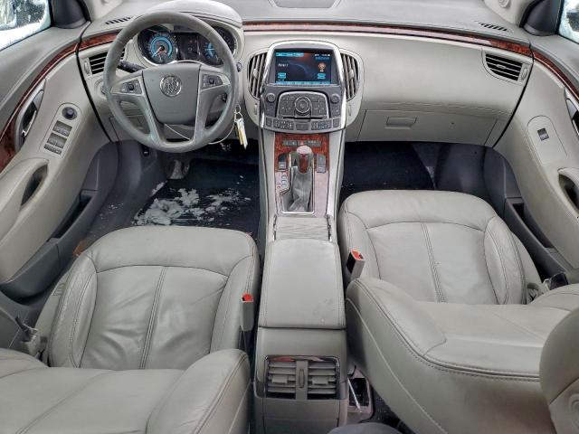 Buick LaCrosse Image 3