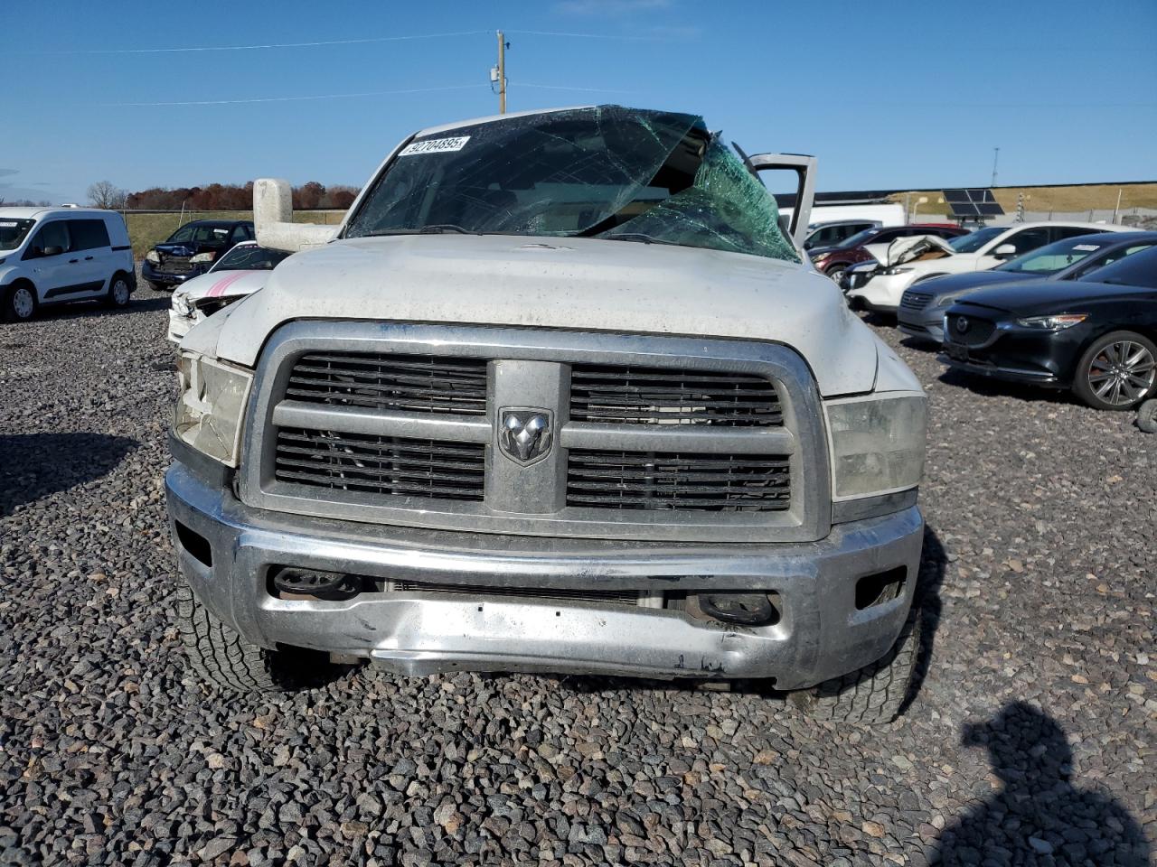 Dodge Ram 2500 Image 2