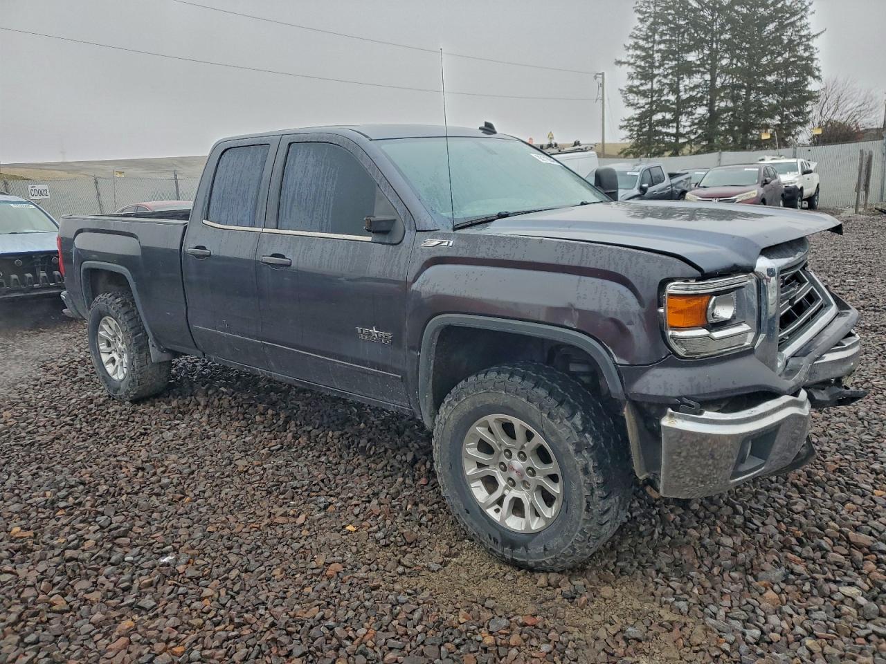 GMC Sierra C1500 Sle Image 2