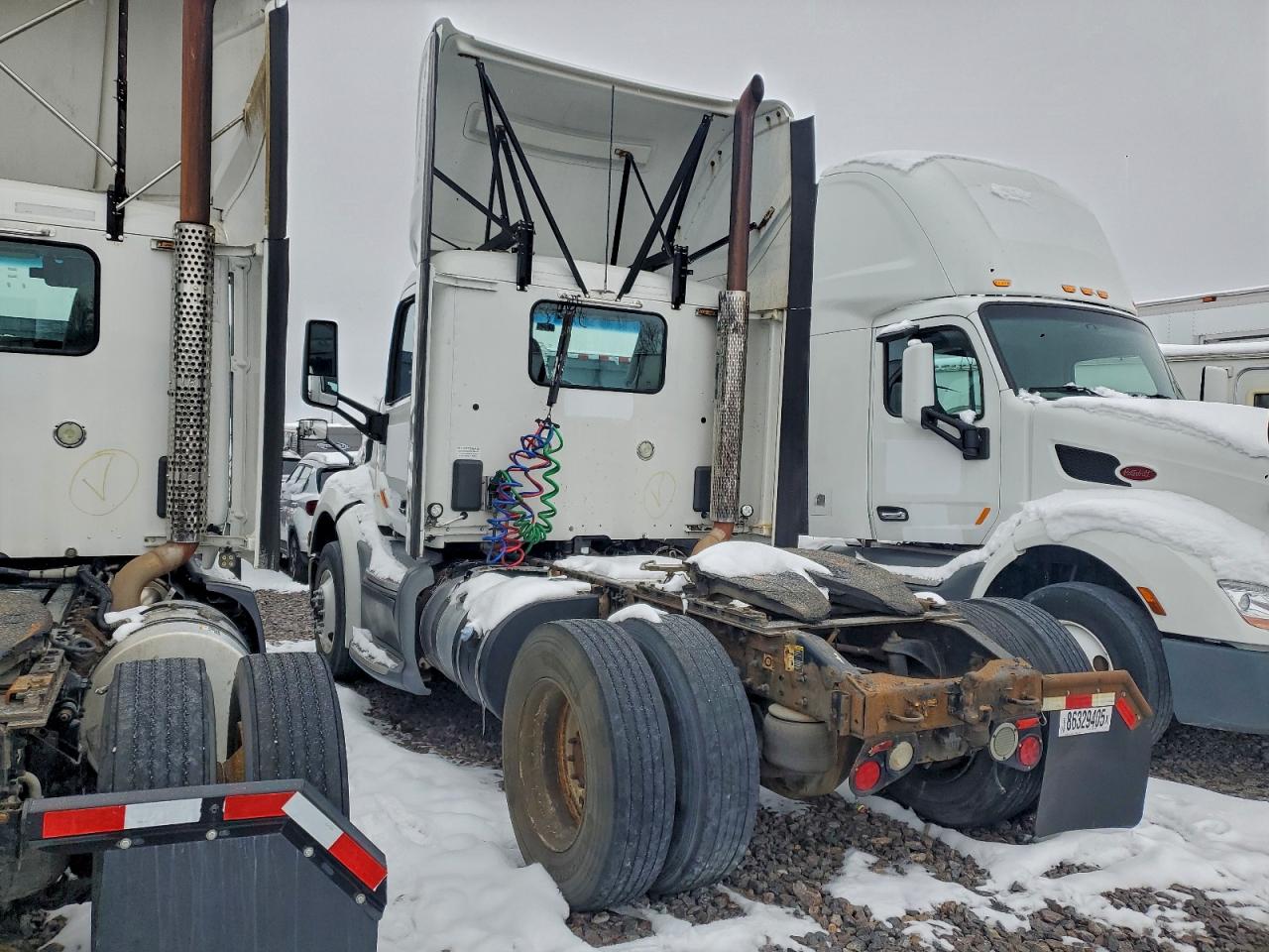 Peterbilt 579 Image 4