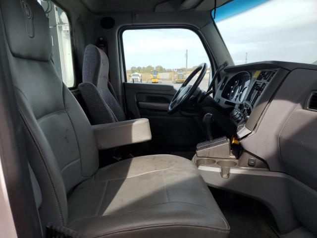 Kenworth Constructi T680 Image 9