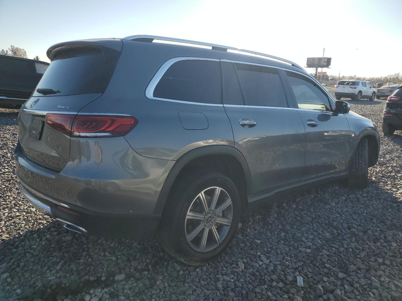 Mercedes-Benz Gls-class 450 4matic Image 10