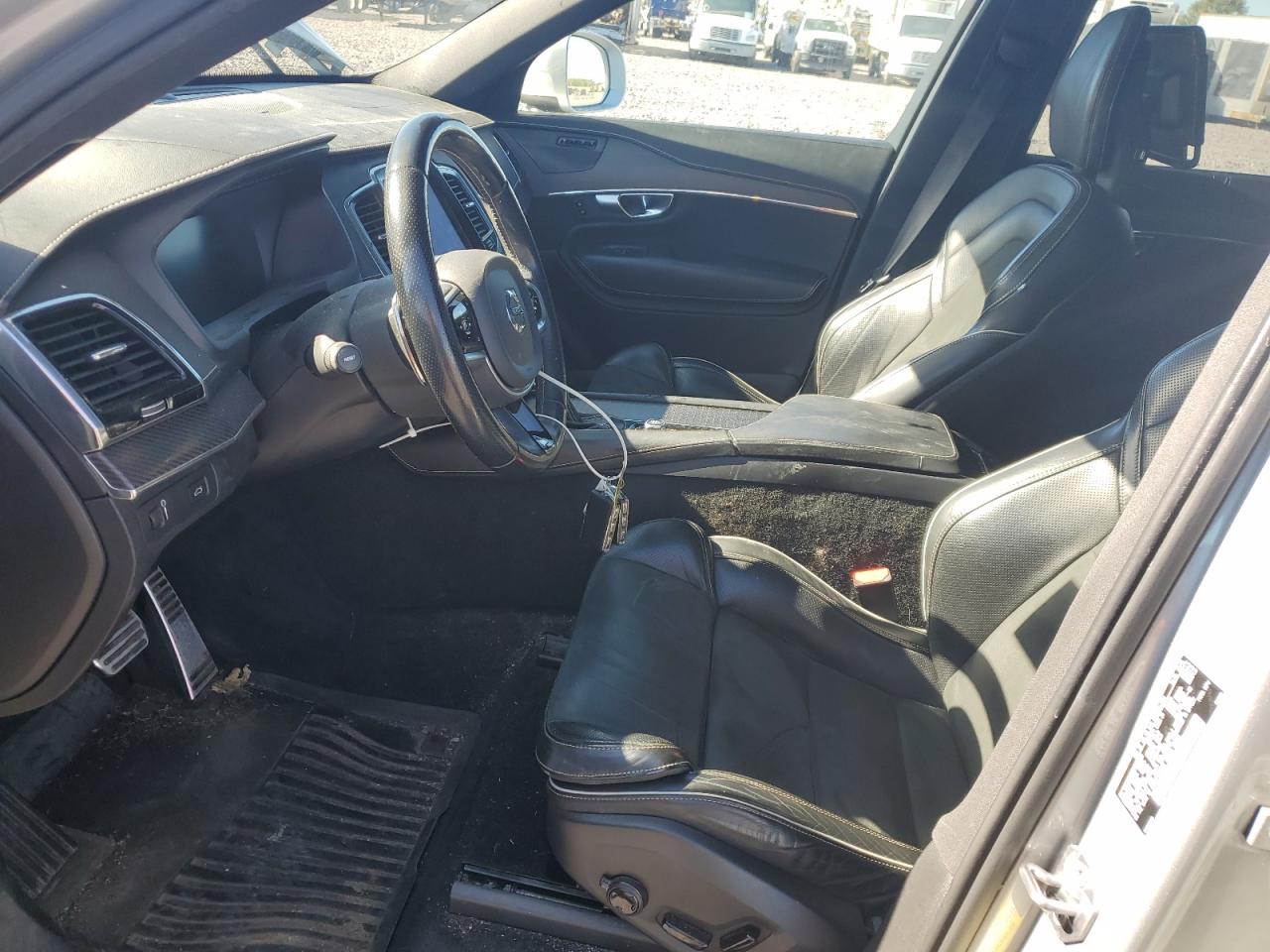 Volvo XC90 T6 R-design Image 3