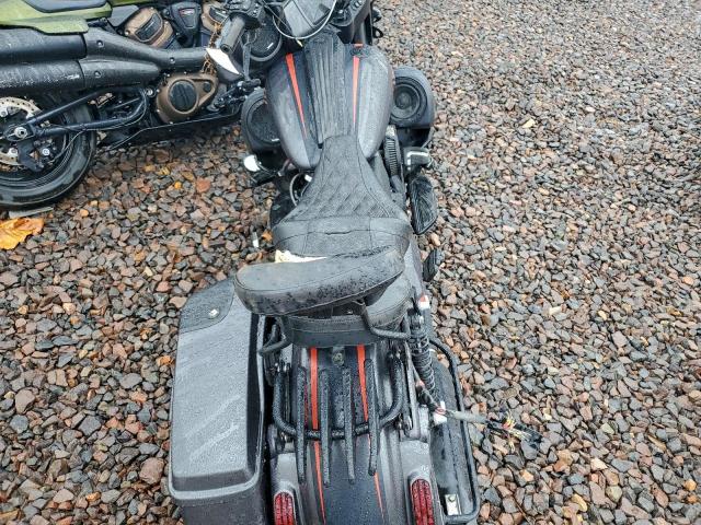 Harley-Davidson Fl Cvo Street Glide Image 9