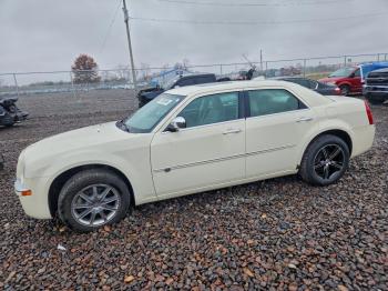  Salvage Chrysler 300